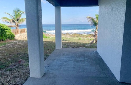 Isla de Utila Apartment | The Black Coral, Upscale Living on Utilann