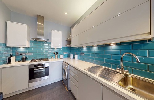 Prince's Apartment | The Black Dog Pub APT - Modern 2 Bed Flat - 6 mins from Vauxhall station
