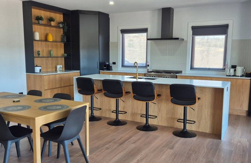 Mannum House | The Black House at Mannum