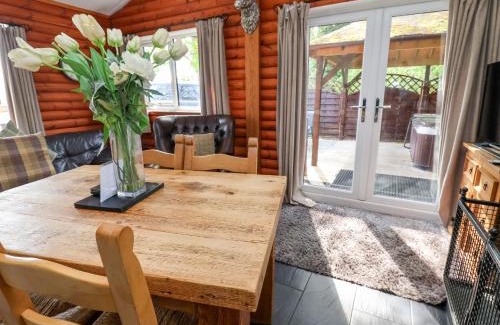 Saint Asaph House | The Blacktail