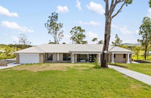 Jimboomba House | The BlissNest - Jimboomba