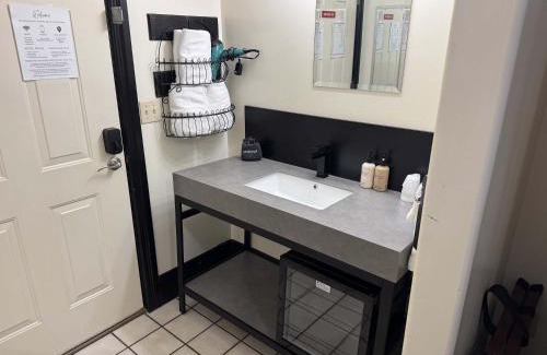 Bisbee House | The Block Basic Room - Queen