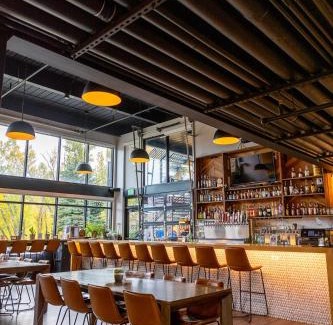 Silverthorne Hotel | The Block Hotel & Commons