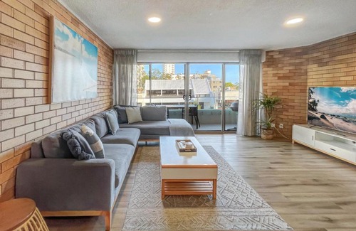 Mooloolaba Apartment | The Block Mooloolaba