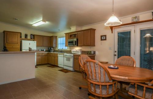 Homosassa House | The Blue Nile! Your Florida Vacation is Calling. Vacation, Leisure or Business