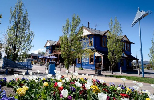 Methven Hotel | The Blue Pub
