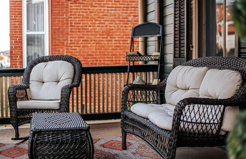 Staunton Apartment | The Bohemian Suite