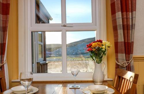 Kirriemuir House | The Bothy