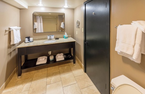 Saint Joseph Hotel | The Boulevard Inn & Bistro