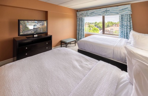 Saint Joseph Hotel | The Boulevard Inn & Bistro