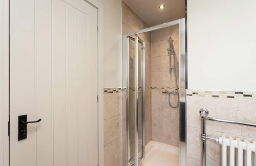 Glenrothes Apartment | The Bramble @ The Balfour by Coorie Doon Stays