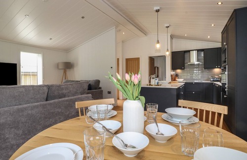 Haverthwaite Cottage | THE BRAMBLES, pet friendly, with a garden in Haverthwaite