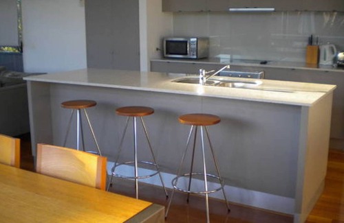 Inverloch House | The Breakers on the Surf