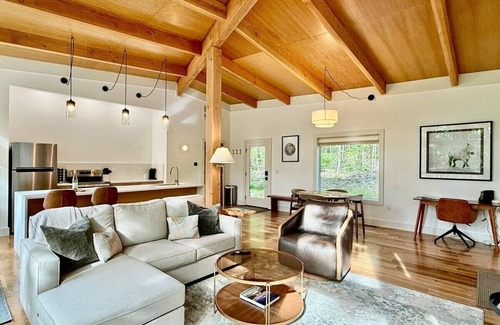 McArthur Cabin | The Briar House-A modern retreat in Hocking Hills
