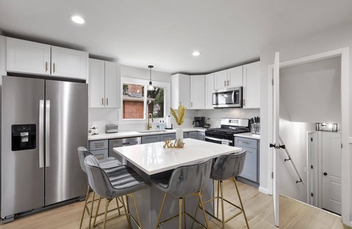 Brookfield House | The Brookfield Breakaway w/Game Room