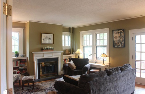 Mann Bed & Breakfast | The Brown Street Inn