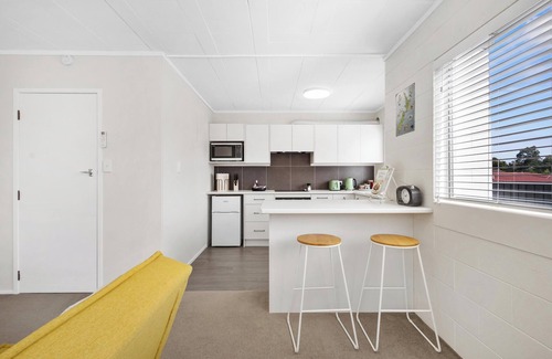 Te Awamutu Apartment | The Bunkers "Urban meets Rustic"
