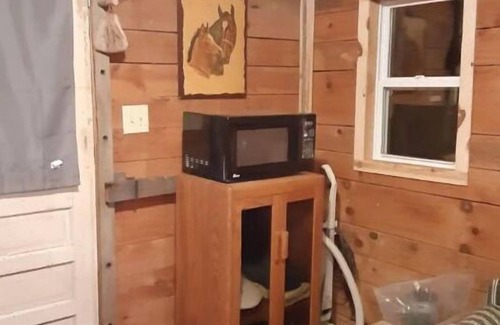 Lenoir City House | The "Bunkhouse" At Hunter Hollow Farm