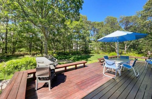 Lagoon Heights House | The Burkeshire Manor - Charming Family Home
