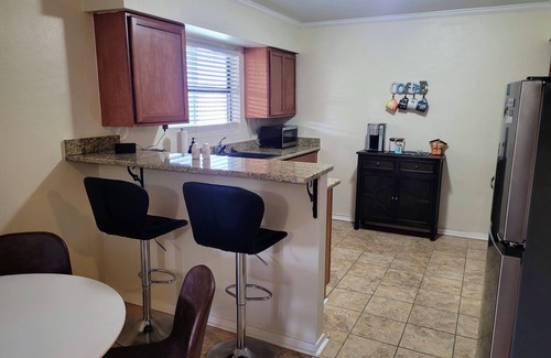 Ozona House | The Butterfly-A Contemporary Hideawayn