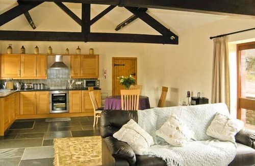 Abergavenny Cottage | THE BYRE, luxury holiday cottage in Llanddewi Skirrid