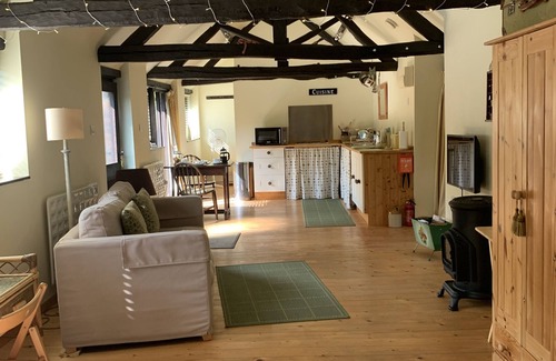 Malvern Cottage | The Byre, Malvern Self-Catering Holiday Cottage for Two People
