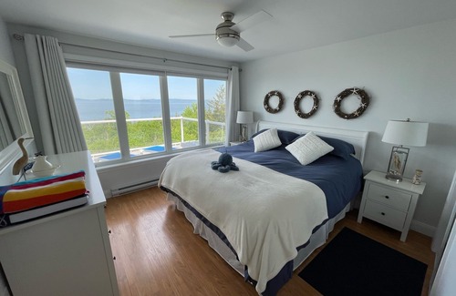 Canal House | The Carriage House - Tranquility With A View!