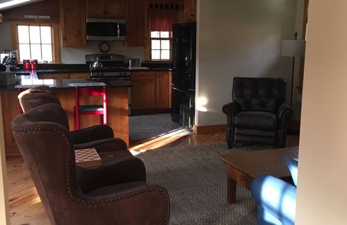 Pine Plains House | The Cabin-A quiet get away for rest and relaxation