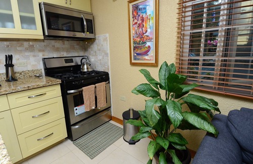 Mona Apartment | The Cabin at Long Mountain Country Club