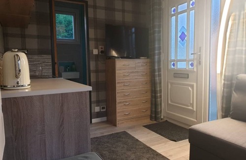 Alfreton Cabin | The Cabin in Swanwick