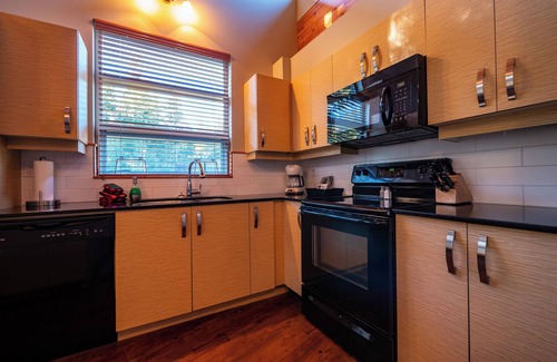 Ucluelet Condo | The Cabins - 1 Bedroom - Spring Cove Sabbatical!