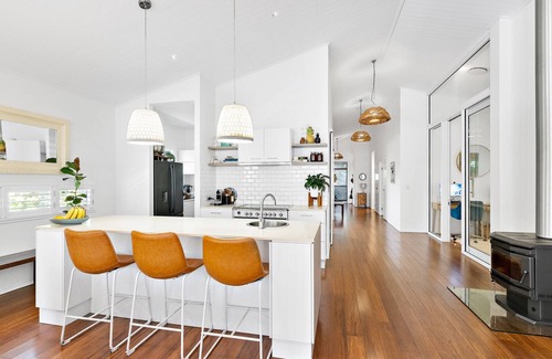 Yaroomba House | The Cali Beach House | 3 minutes walk to private beach!! 🌊