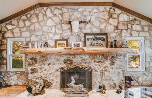 Blanco Cabin | The Camp Blanco by Lodgewell - Riverfront retreat 2 Homes, Bunk House, Game Room & more