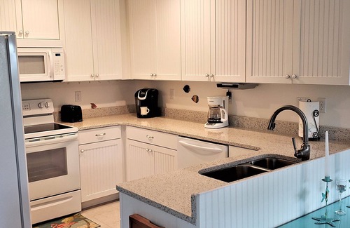 Bonita Springs House | The Carefree Flamingo: Private pool/yard near golfing, dining, shopping, beach