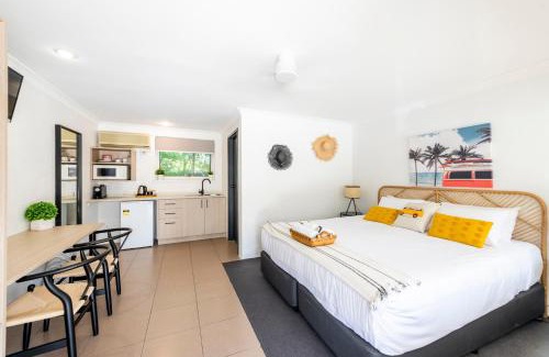 Yamba Hotel | The Carmel Yamba
