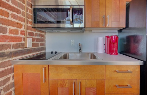 Charleston Historic District Condo | The Carolina-Where Luxury And Location Meet-Heart Of Historic District