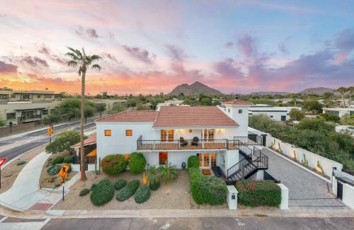 Camelback Park Estates House | The Casa Del Sol Experience - Old Town Villa