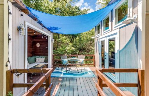 Weatherford House | The Casa Estiva- A Restful Getaway in the Forest in Weatherford, TX