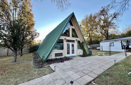 Canton House | The Casa Luna - Boho A-frame House w/Pool & Hot Tub, Casa Luna - Boho A-frame House w/Pool & Hot T
