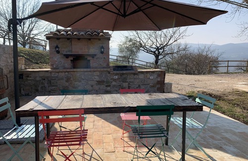 Todi Villa | The Casale di Todi on the Umbrian Hills