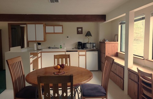 Wolf Creek Cabin | The Cascade Lodge