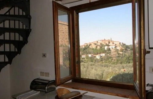 Seggiano Cottage | The Casetta, a charming honeymoon cottage, off the beaten track in south Tuscany
