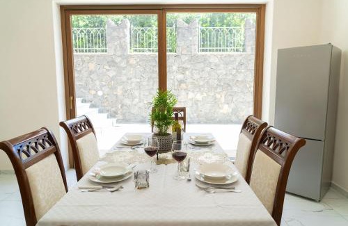 Trecastagni Villa | The Castle of Etna