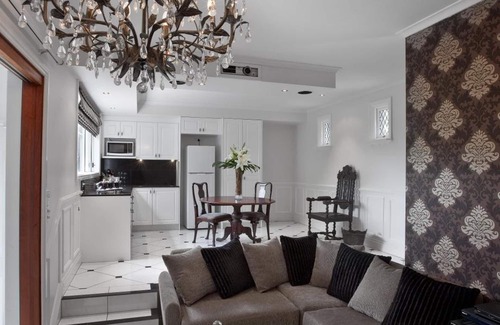 North Tamborine House | The Castle On Tamborine