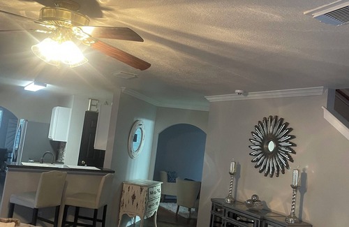 Humble House | The Catbird Hideaway - Your peaceful and serene home in the Houston, Tx area.