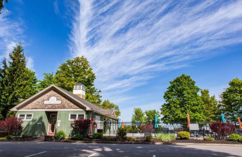 Cherry Valley House | The Cattail - 26 Meadowview