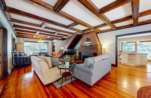 Fair Haven House | The Cave Inn