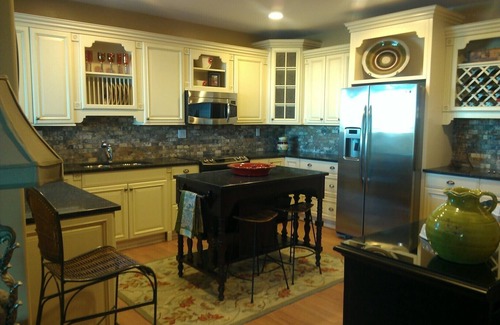 Benton City House | The Cellar At Red Mountain