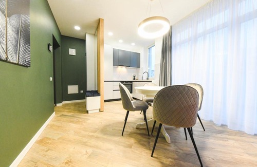 Old Town Apartment | The Central Park Residence