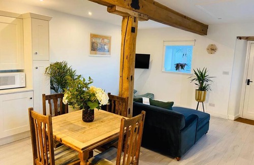 Monmouth House | The Chaff House Country Cottage